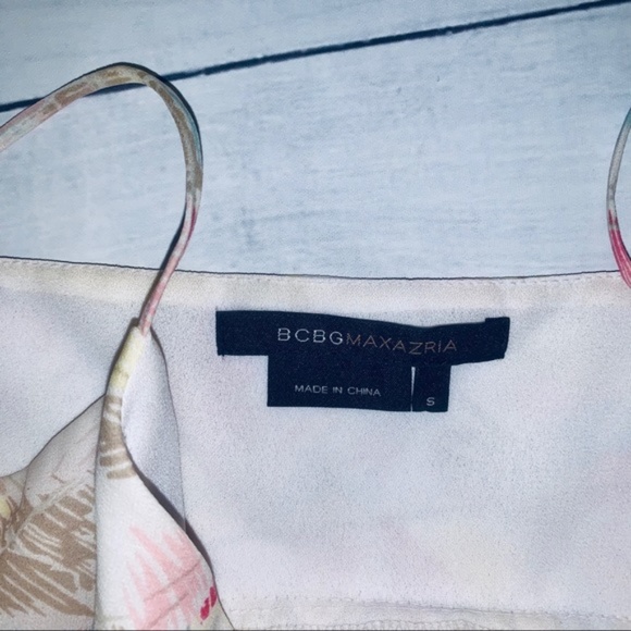 BCBGMaxAzria Adorable dress!🥰 - Picture 8 of 8